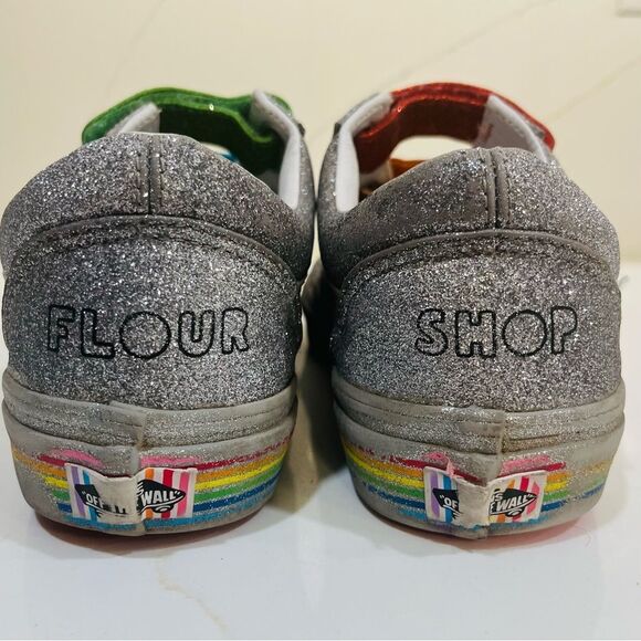Vans Flour Shop x Old school V “silver rainbow” in Metallic - Picture 6 of 13